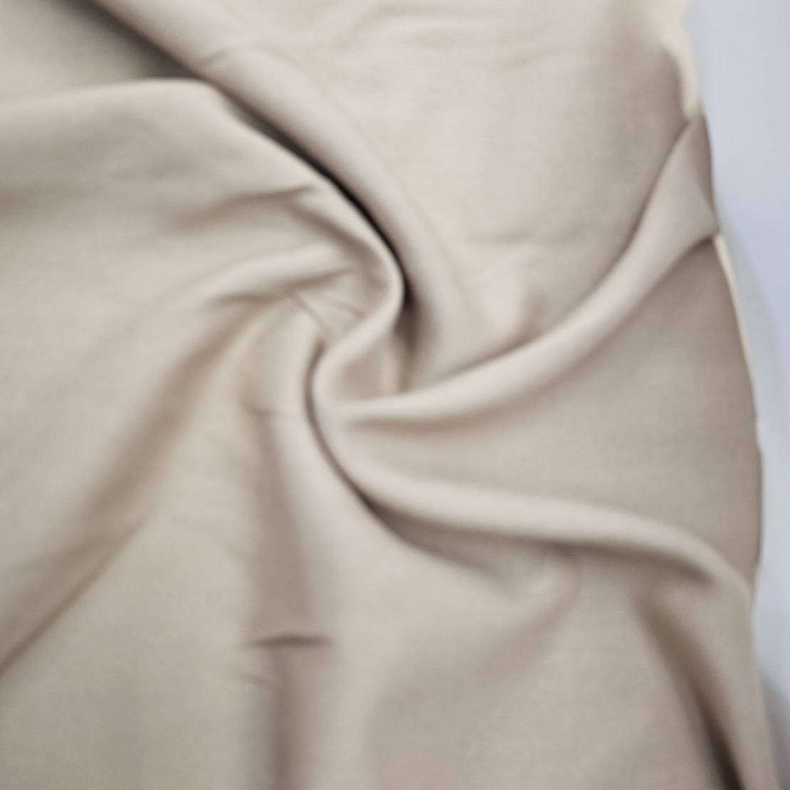 אריג ויסקוזה בז'