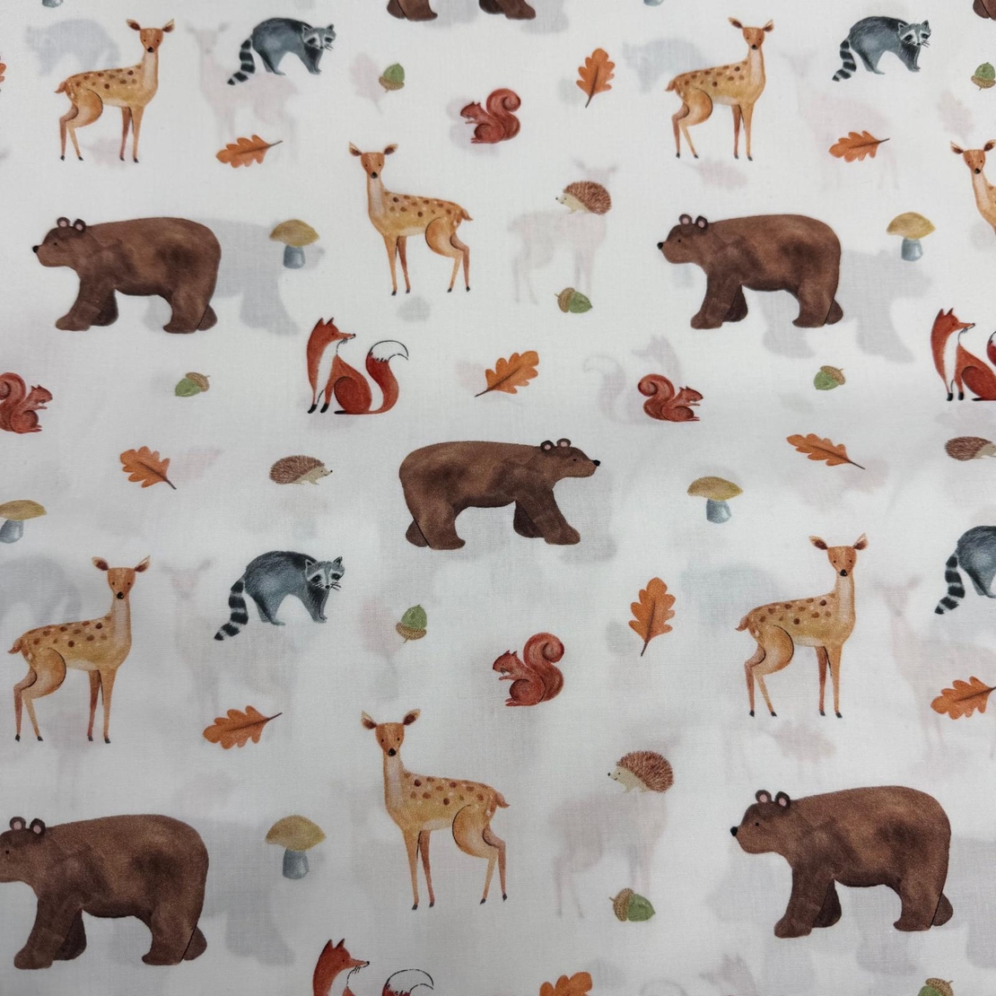 אריג כותנה דפוס חיות היער באווירת סתיו