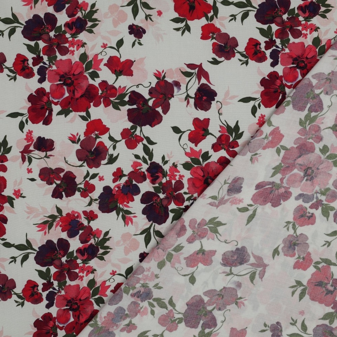 אריג ויסקוזה ECOVERO דפוס רומנטי על רקע לבן חם