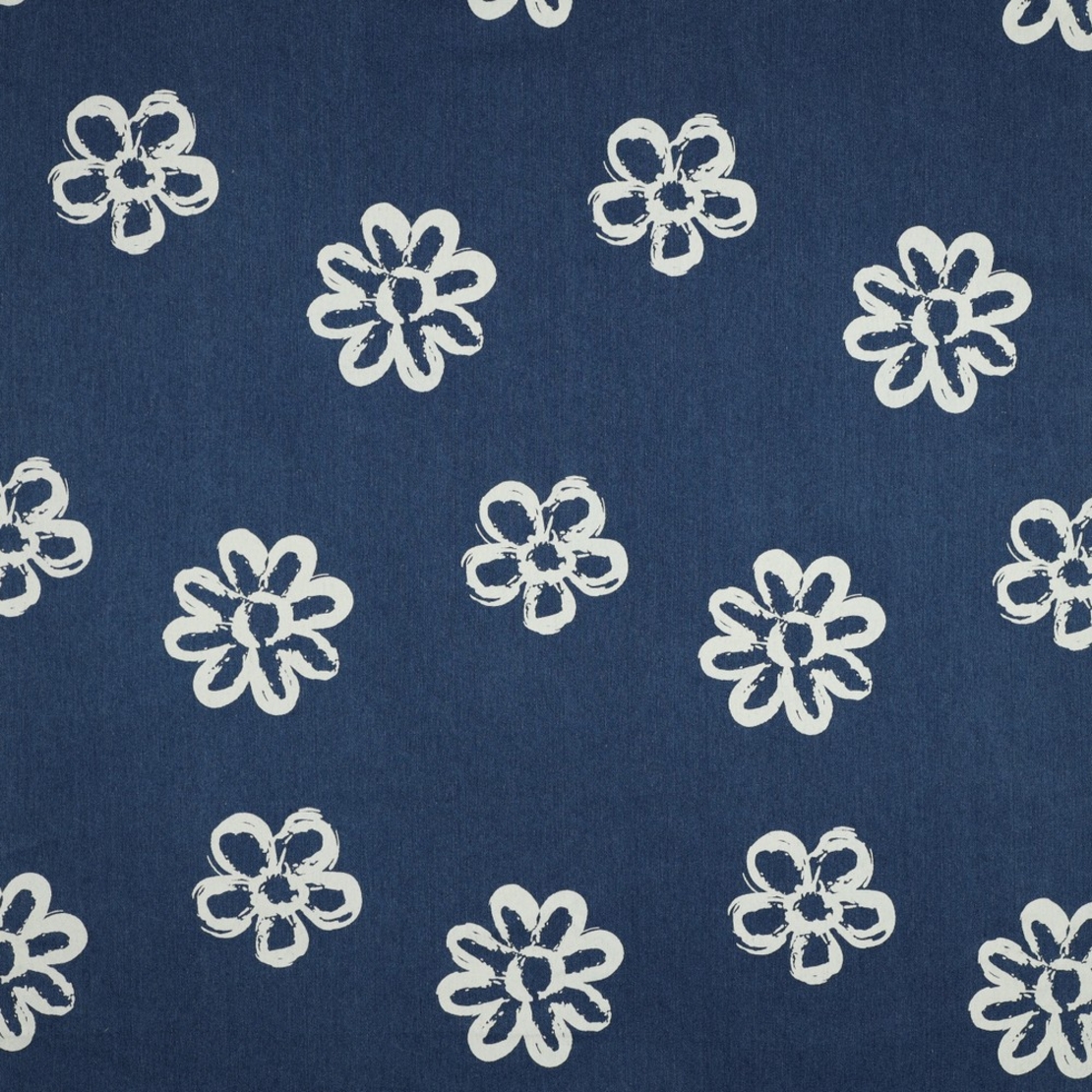 אריג גינס דפוס פרחים יפים על רקע כחול כהה