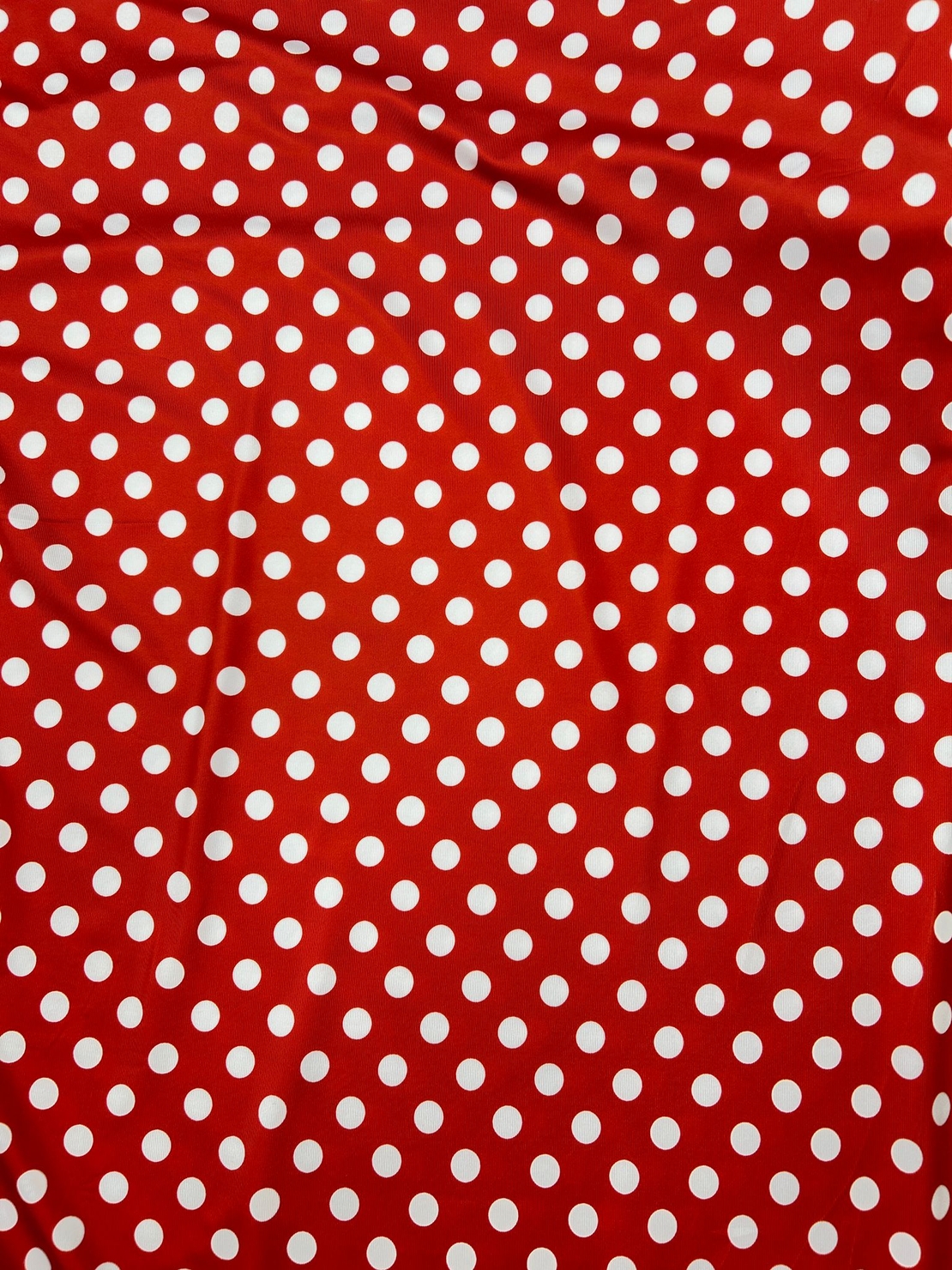 לייקרה אדום נקודות לבן