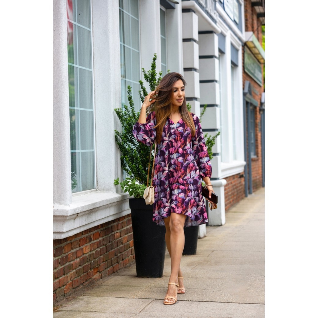 אריג ויסקוזה דפוס פרחים דיגיטלי גווני סגול