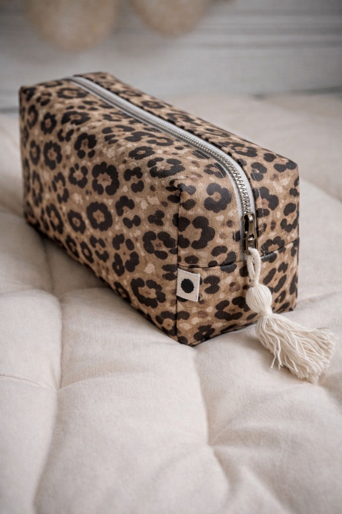 אריג קנבס דפוס מנומר דיגיטלי גווני כאמל