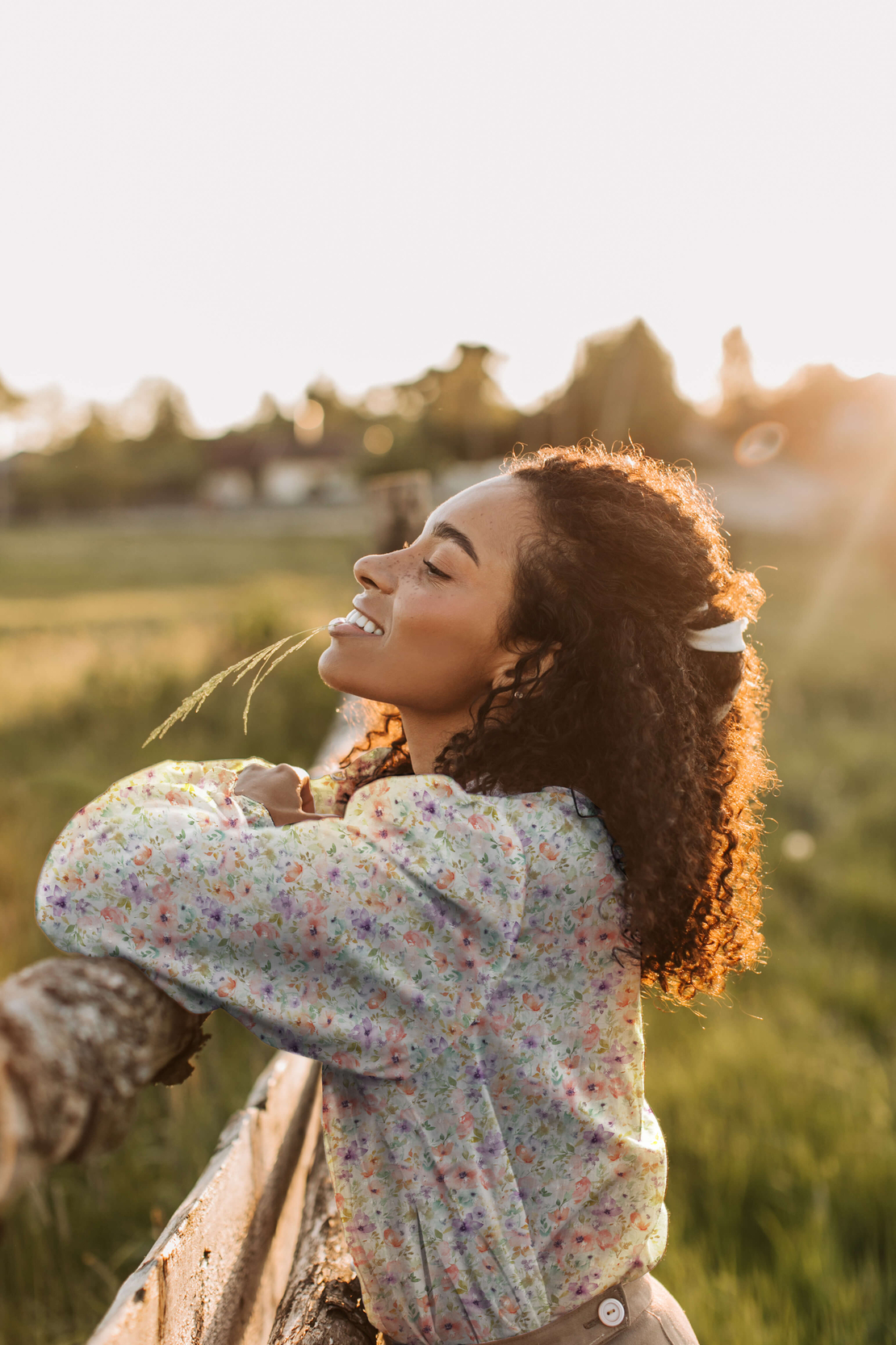 אריג ויסקוזה נופים דפוס אביבי בגווני פסטל