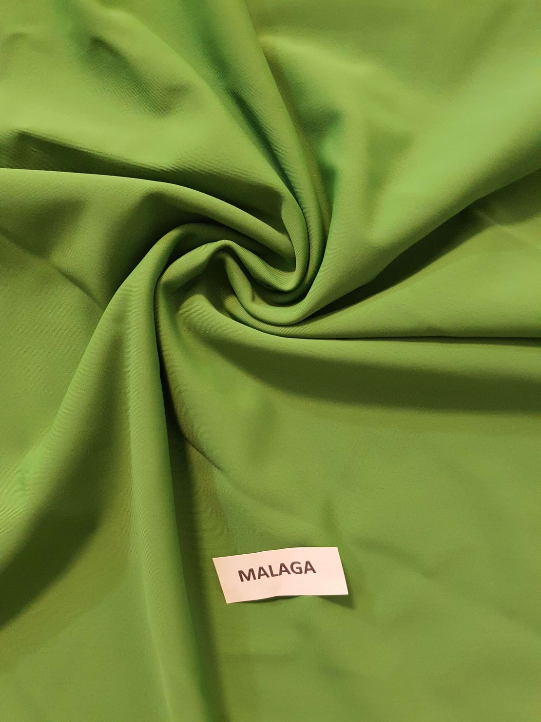 לייקרה בגד ים חלק מלגה דגם GREEN SAVANA