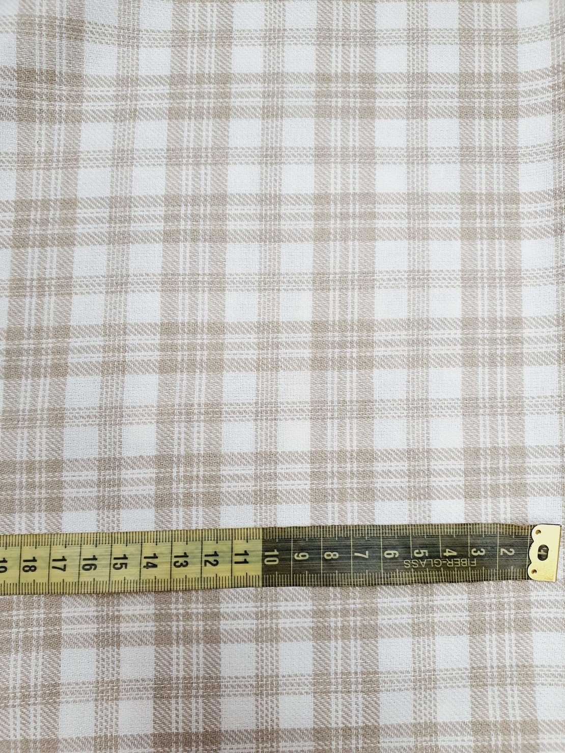 אריג משבצות גווני לבן בז