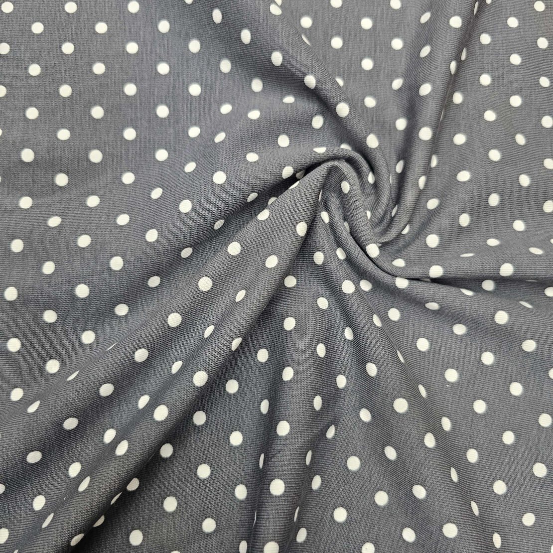 טריקו כותנה דפוס נקודות על רקע אפור בינוני