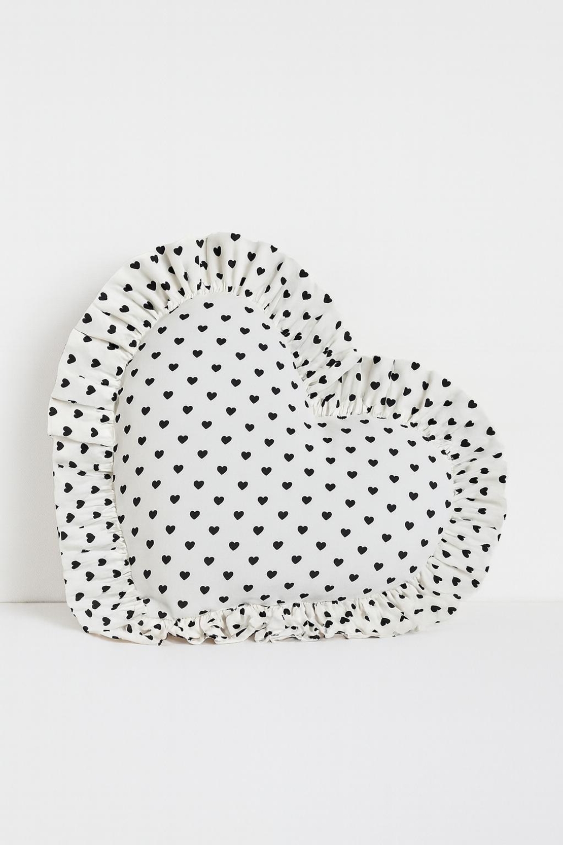 אריג כותנה לבן דפוס לבבות שחורים