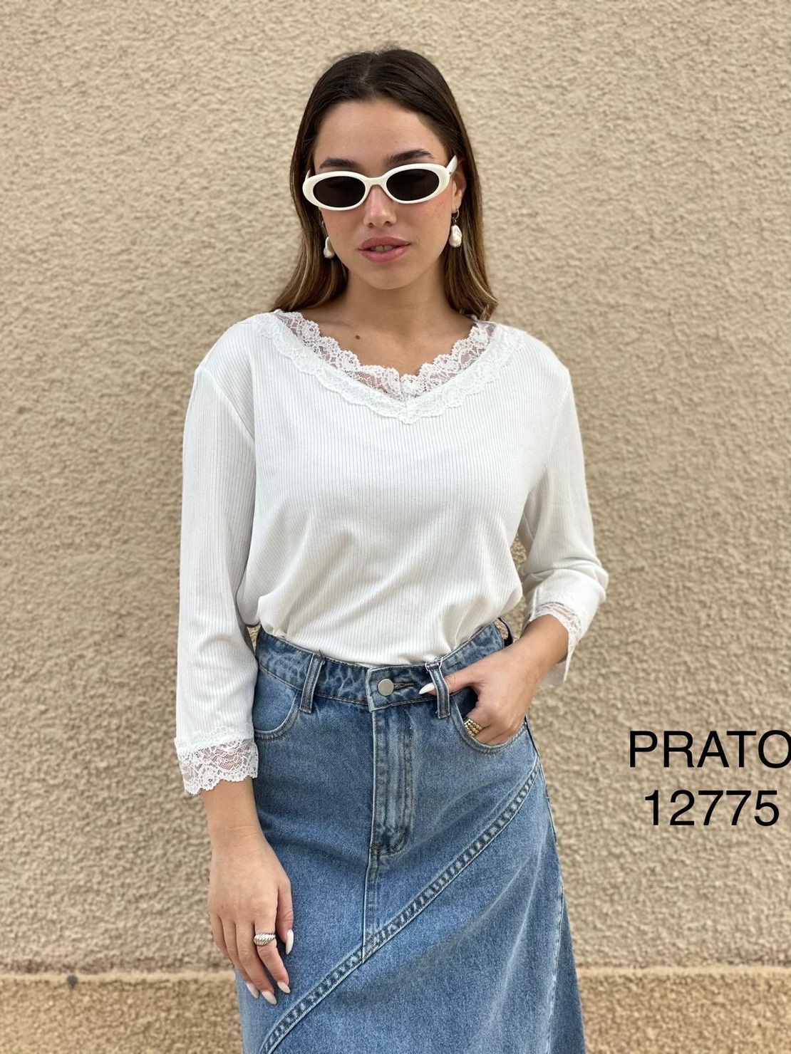 חולצה ריב צווארון וי תחרה PRATO נשים 1-3 (שחור/סגול/לבן)