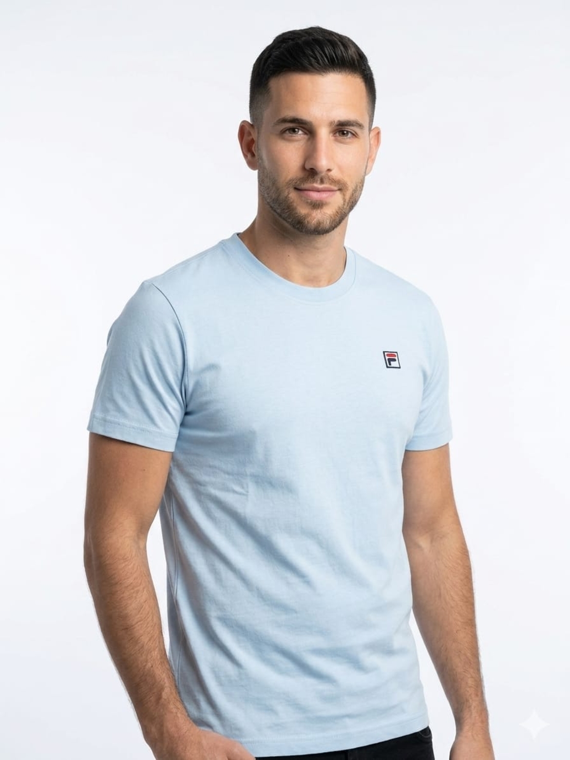 חולצה טריקו FILA מדוגמת S-XXL גבר (שחור/שמנת/תכלת/כחול)