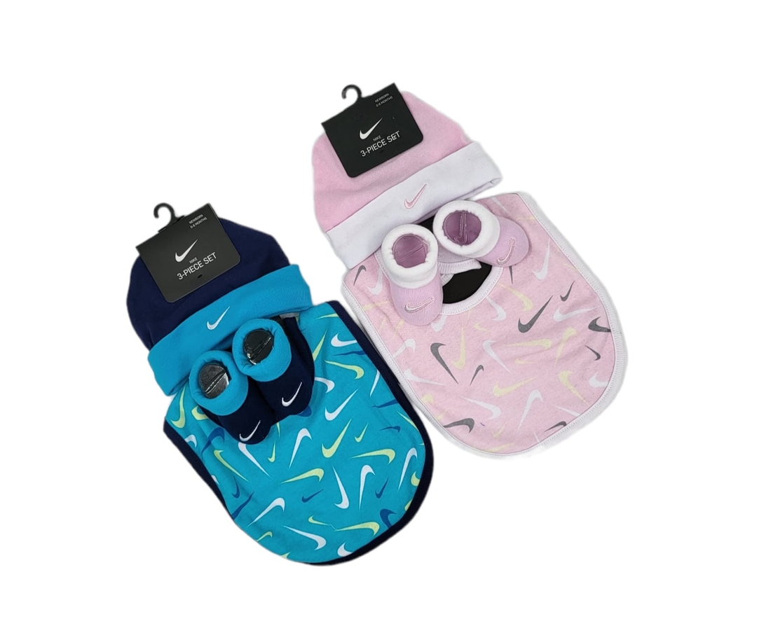 מארז כובע סינר וגרבנעליים NIKE כחול כהה מידה 0-6 חודשים