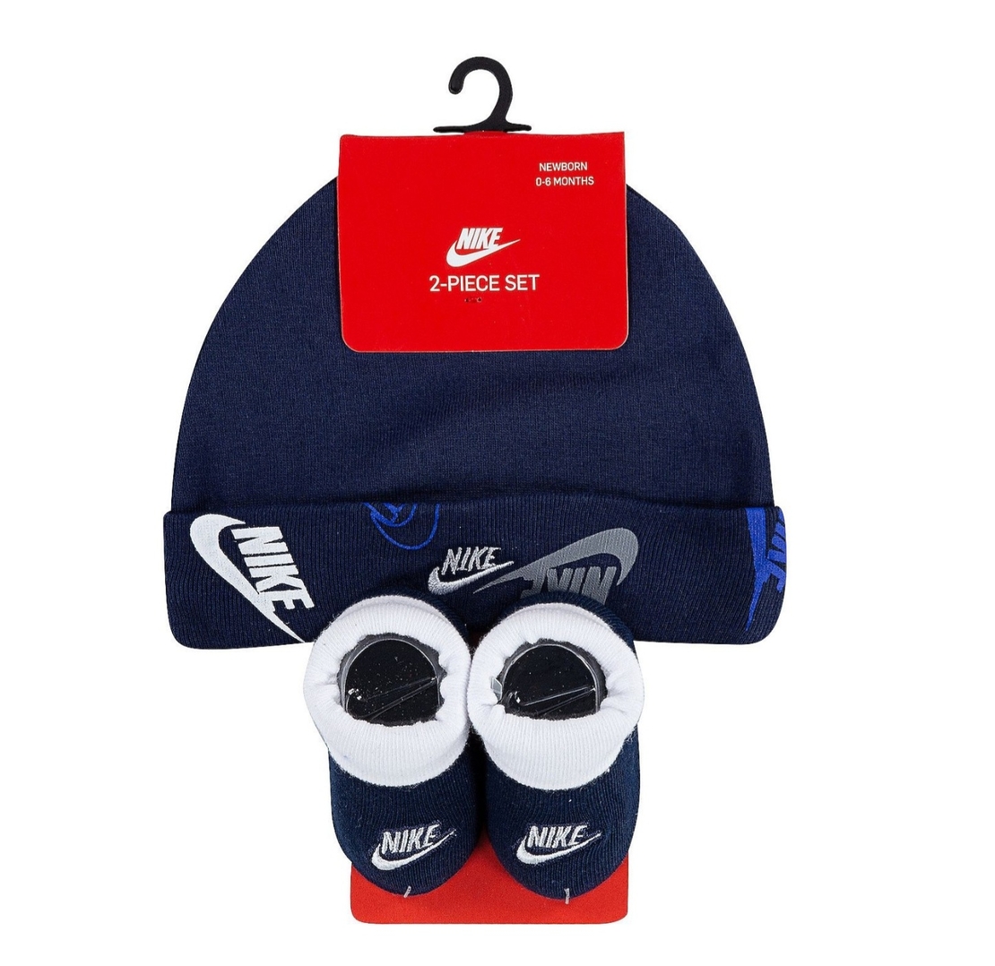 מארז כובע ונעליים NIKE כחול כהה כיתובי nike בקצה מידה 0-6 חודשים