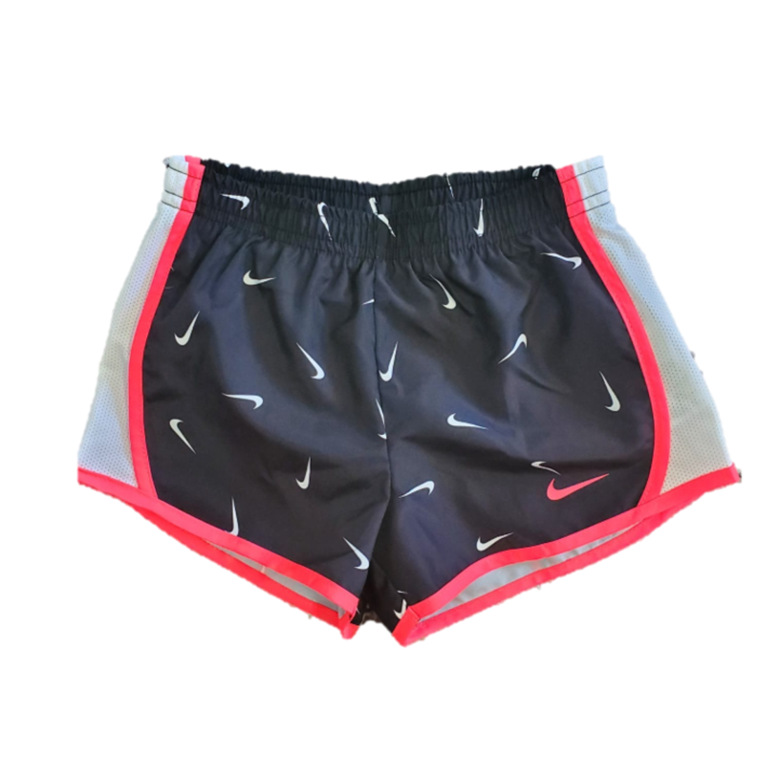 מכנס nike דרייפיט שחור  בצדדים לבן סימוני וי לאורכו