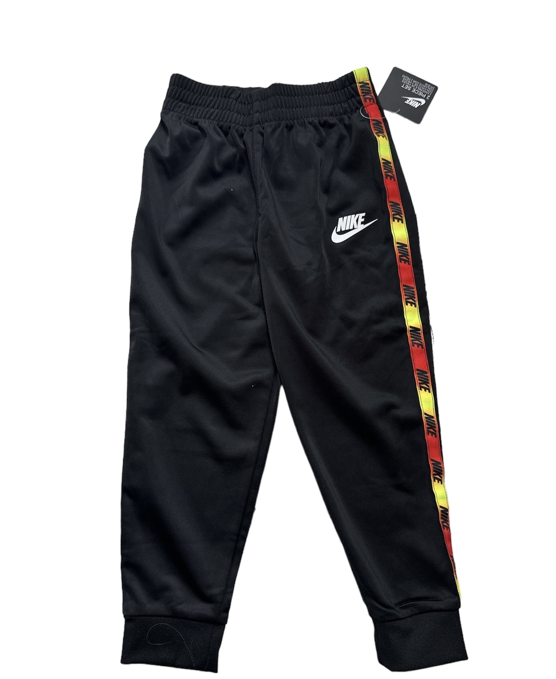 מכנס NIKE ארוך שחור כיתוב לוגו בצהוב בצד