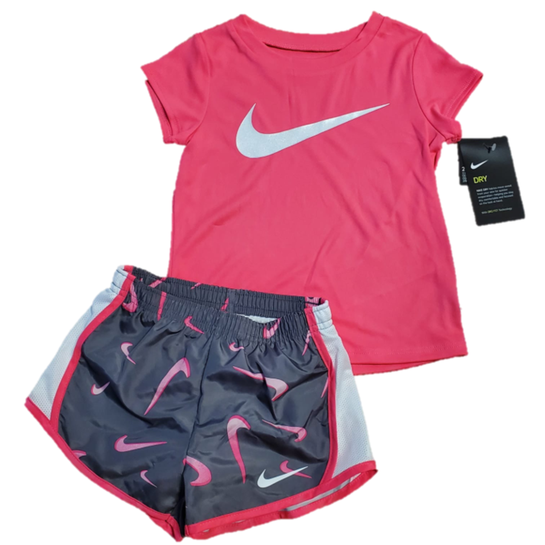 חליפת NIKE דרייפיט ורוד פוקסייה סימון וי במרכז בלבן מכנס אפור