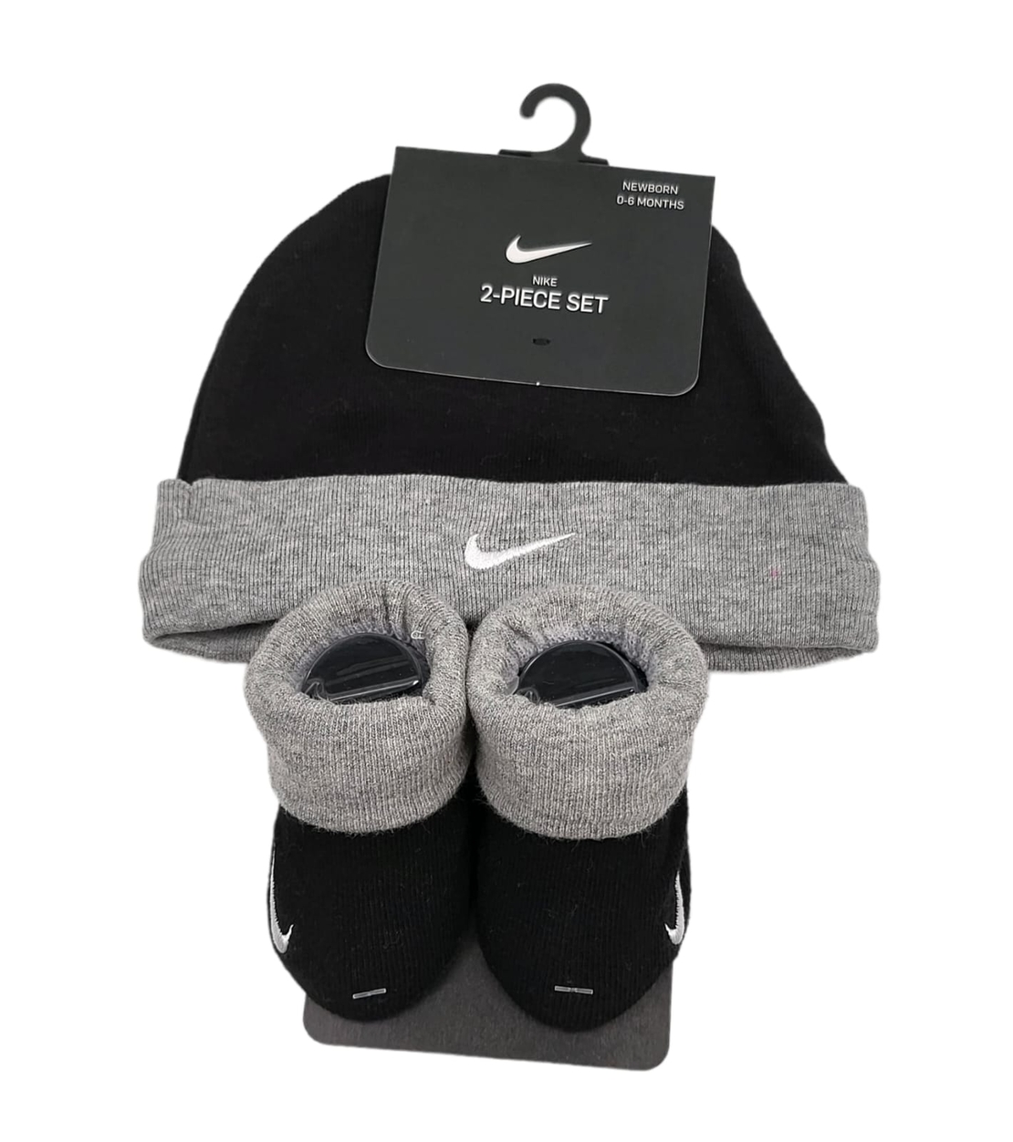 מארז כובע ונעליים NIKE שחור אפור וי במרכז מידה 0-6 חודשים