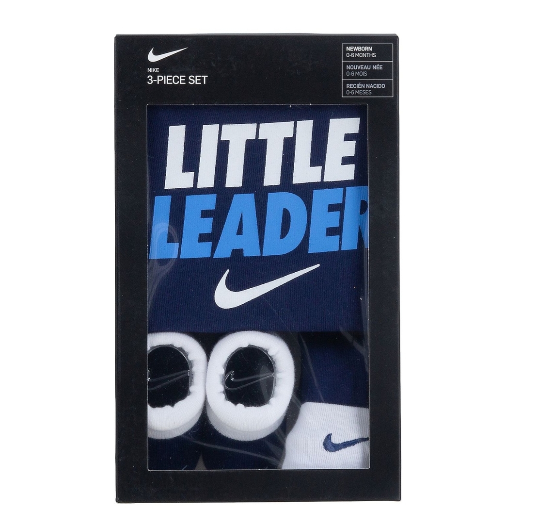 מארז NIKE לתינוק בגד גוף קצר כובע וגרביים כחול 