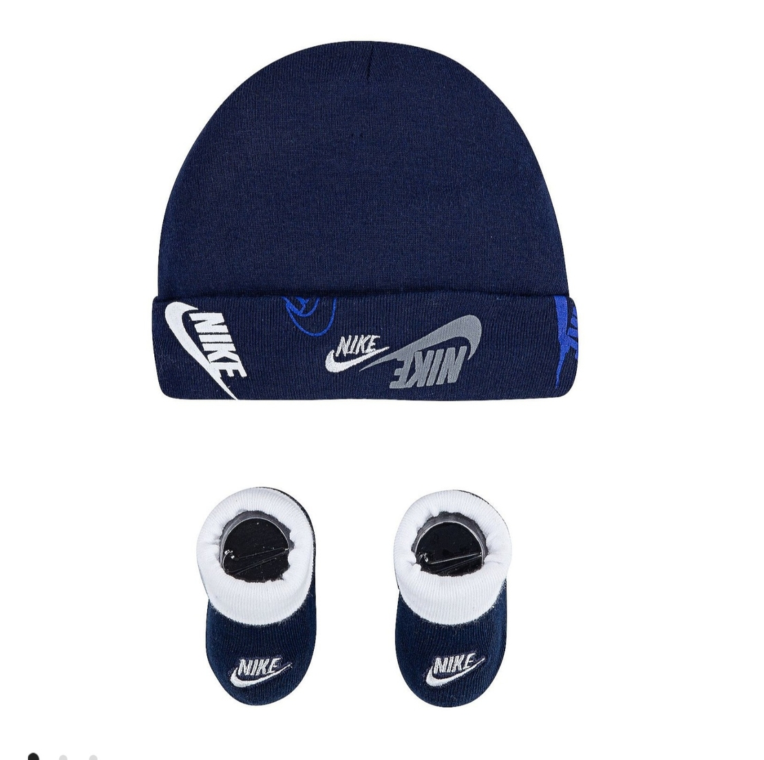 מארז כובע ונעליים NIKE כחול כהה כיתובי nike בקצה מידה 0-6 חודשים