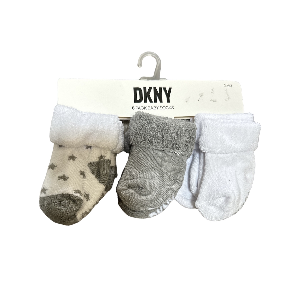 מארז 6 זוגות גרביים DKNY מידה 0-6 חודשים
