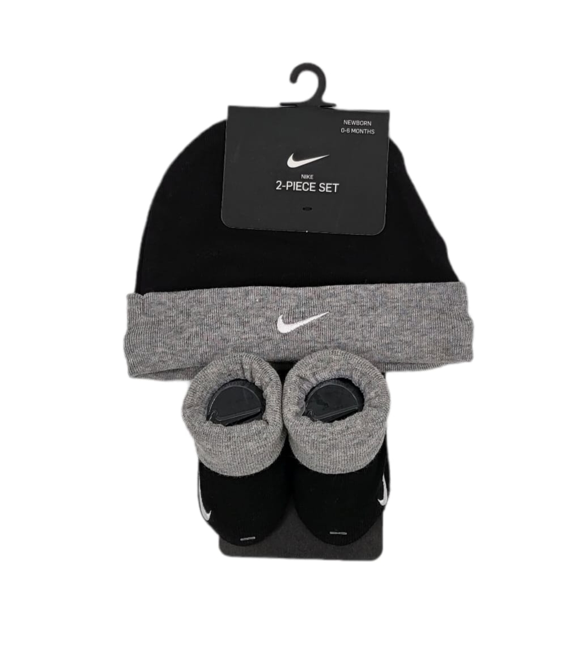 מארז כובע ונעליים NIKE שחור אפור וי במרכז מידה 0-6 חודשים