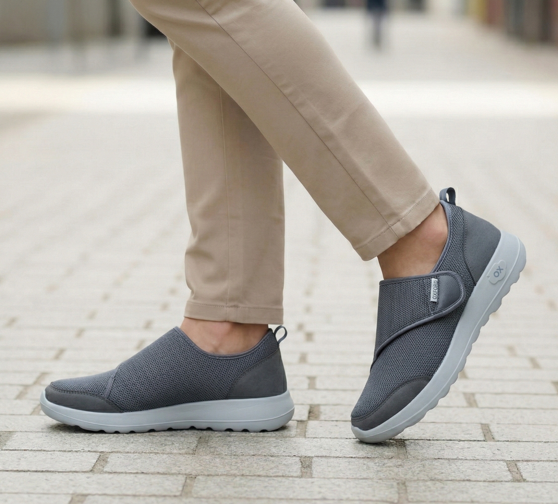 Glove סניקרס לרגליים רחבות ונפוחות לגברים דגם 2025