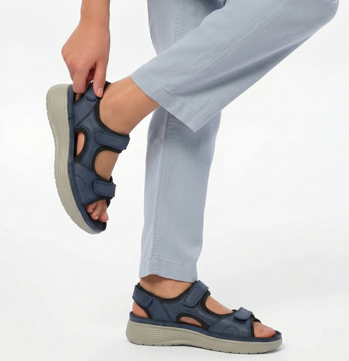 סנדל נוחות אורטופדי לנשים – G Comfort דגם D-8623L