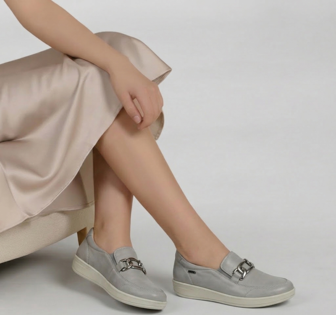 G COMFORT נעל מוקסין לאופר לנשים P-6503RT אופוויט