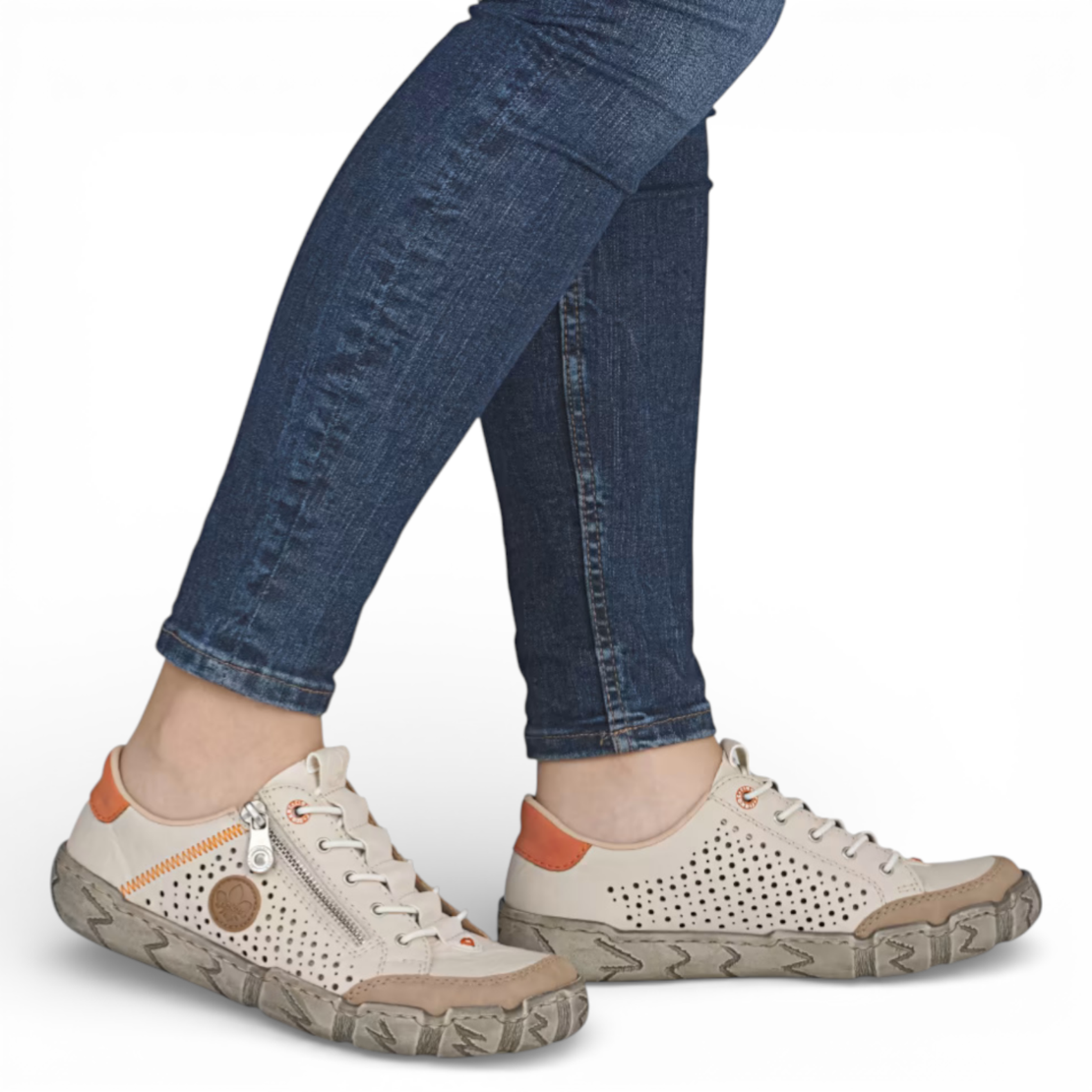 סניקרס נוחות Rieker לנשים דגם L0335-61