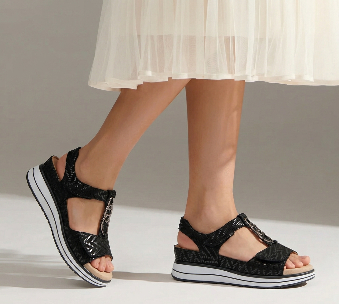 G Comfort S-664 סנדל נוחות אנטומי לנשים - עור רך ורצועות סקוטש