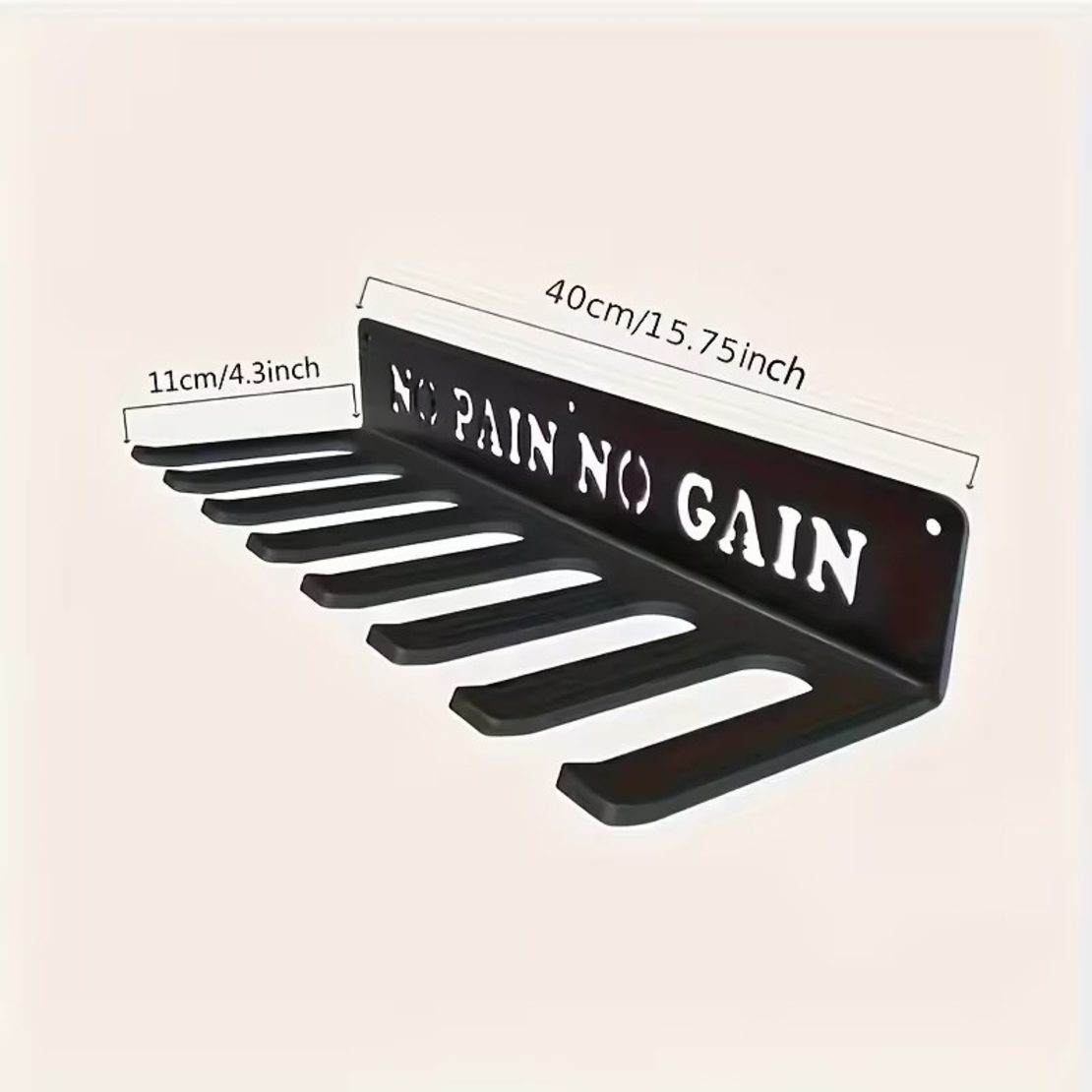 מתלה קיר רב־שימושי לדלגיות ואביזרי כושר