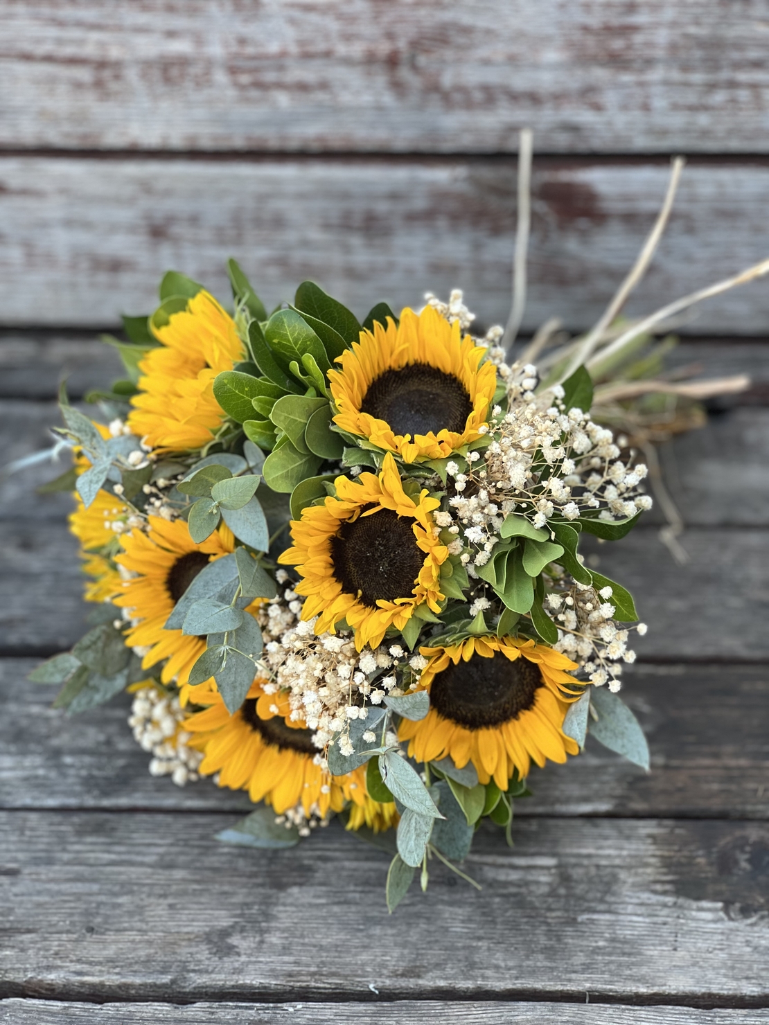 Madeleine bridal bouquet