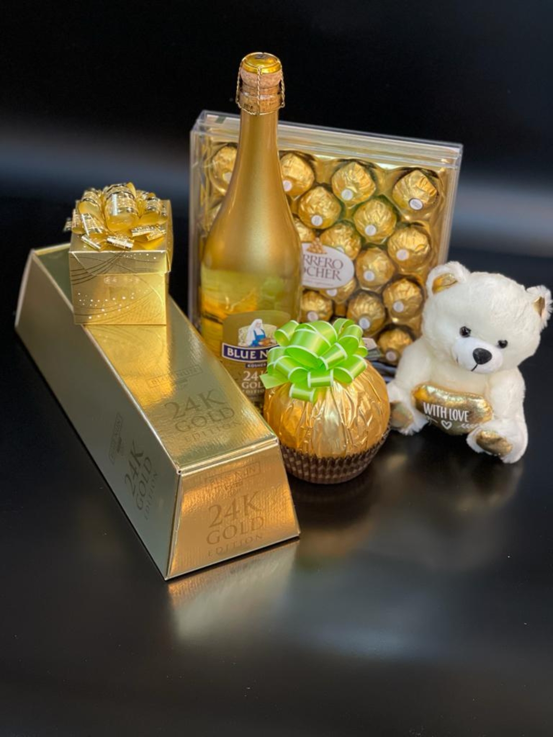 Golden Gift Basket-3
