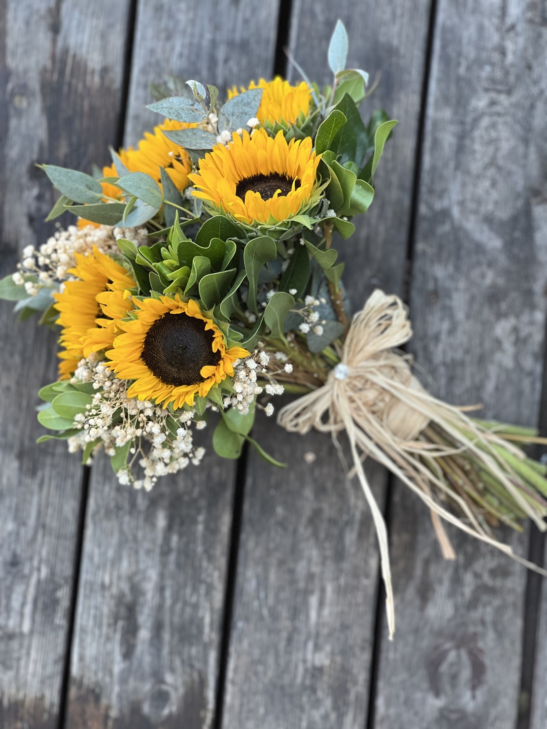 Madeleine bridal bouquet