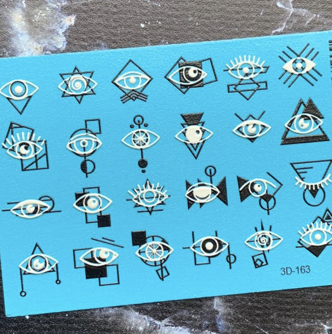 עיניים תלת מימד 