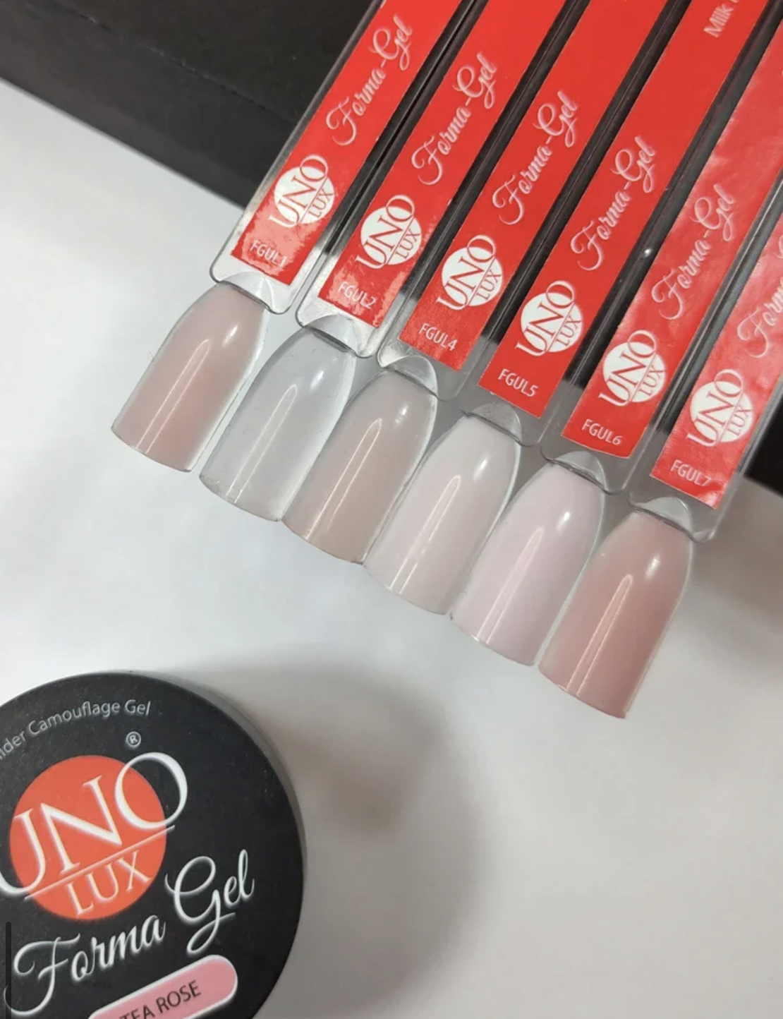 Uno lux forma gel