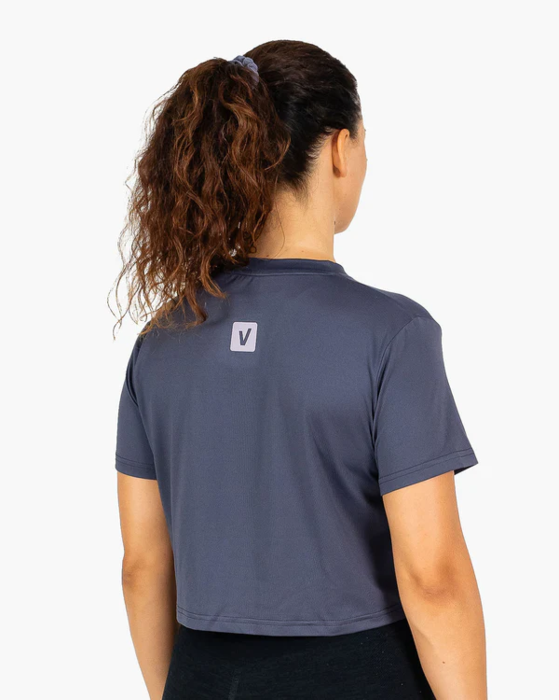 חולצת Velites HOLO Crop אפורה כהה נשים