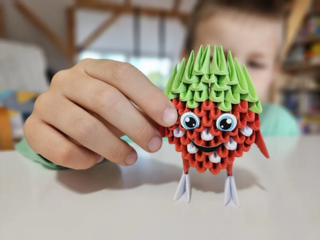 אוריגמי 3D - תות