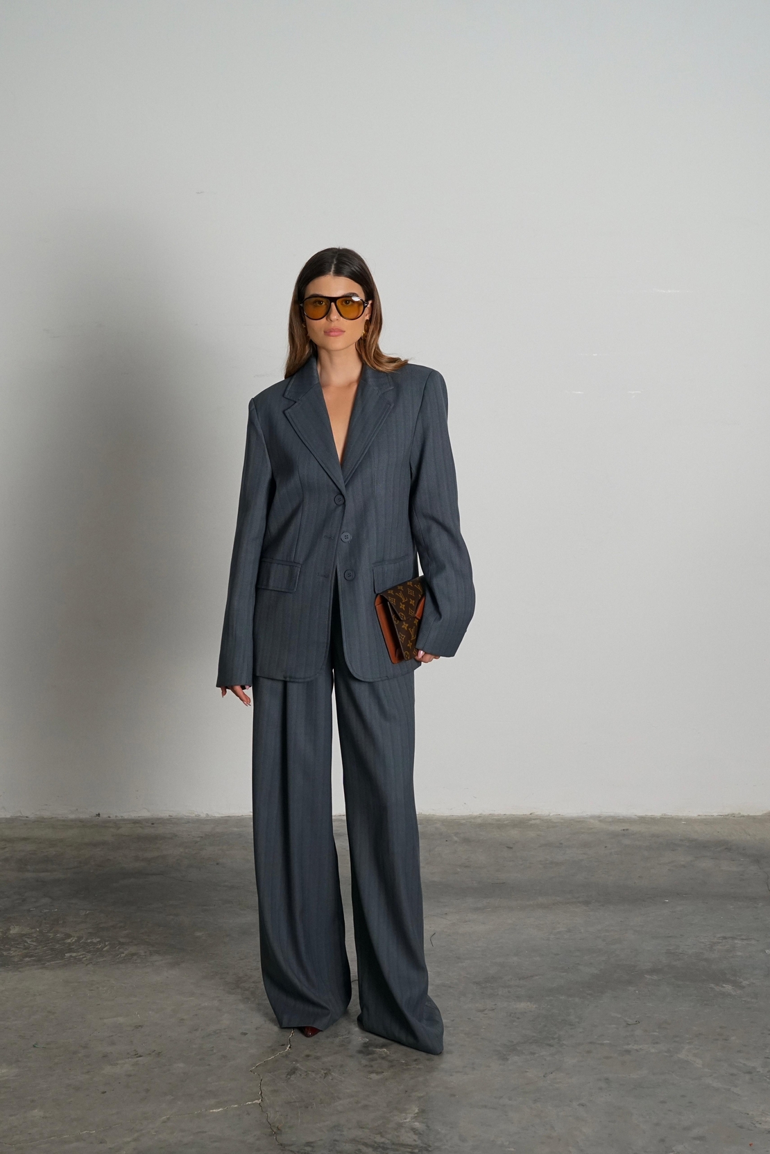 חליפת ארקאי- אפור כהה