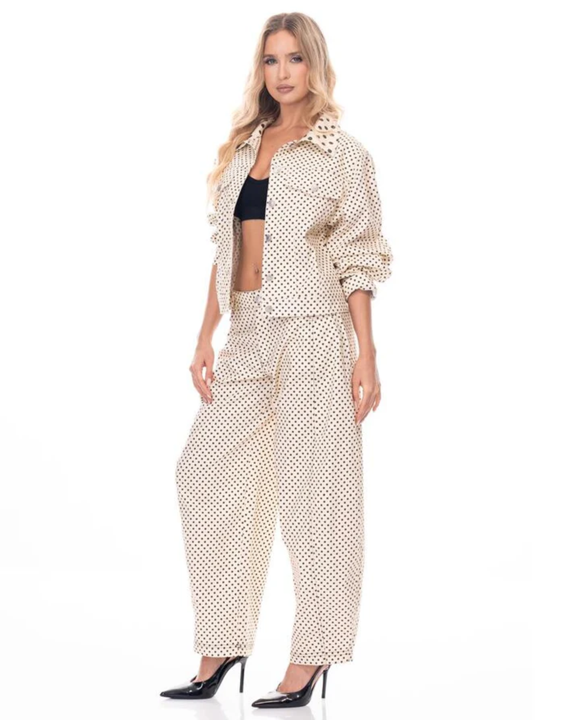 מכנס ג׳ינס מנוקד