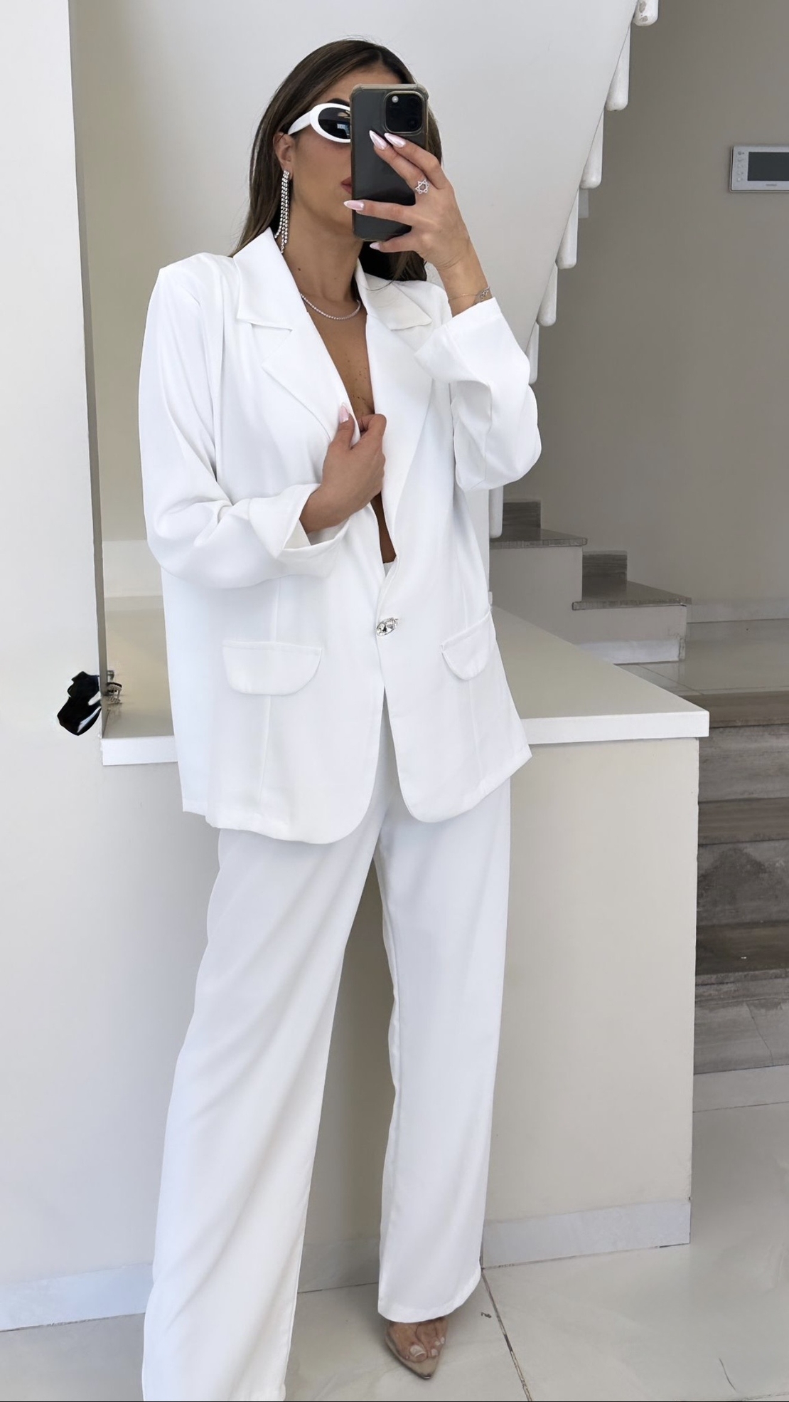 חליפת כפתור יהלום - לבן