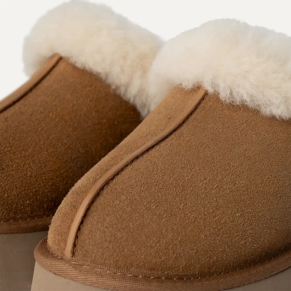 UGG דיסקוטה צ'סנאט חום
