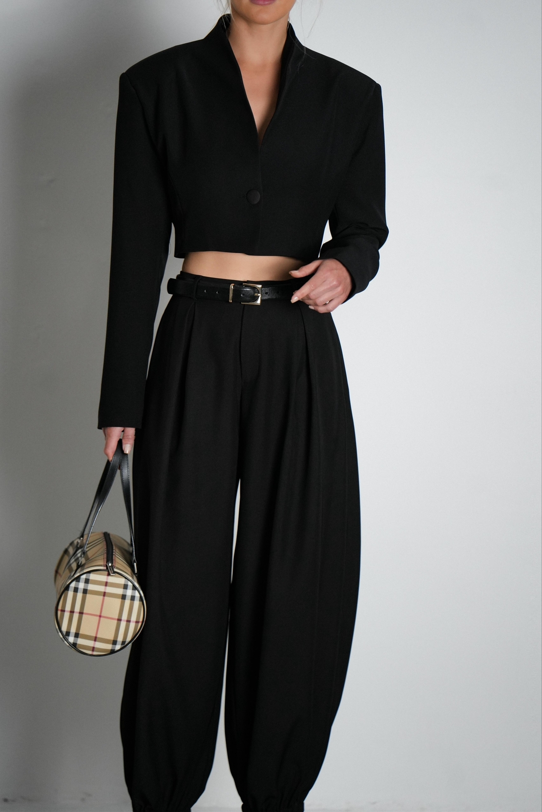 חליפת סיארה - שחור