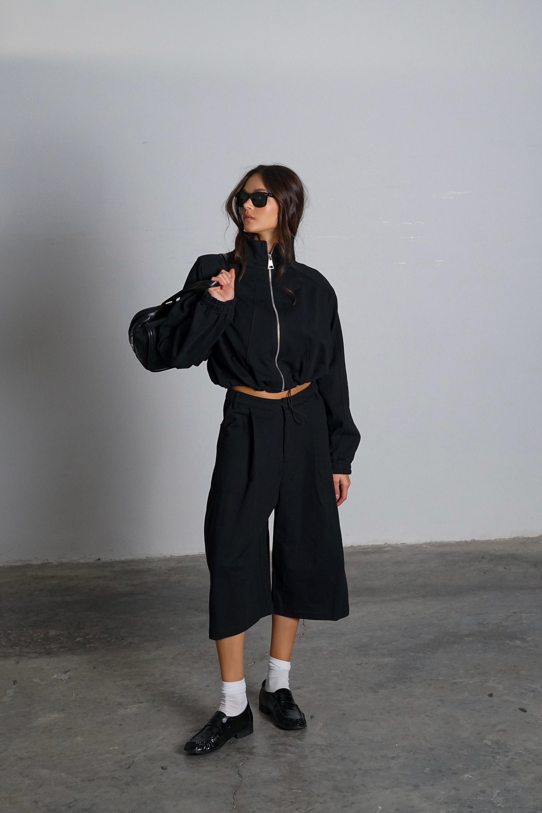 חליפת אדאמס - שחור