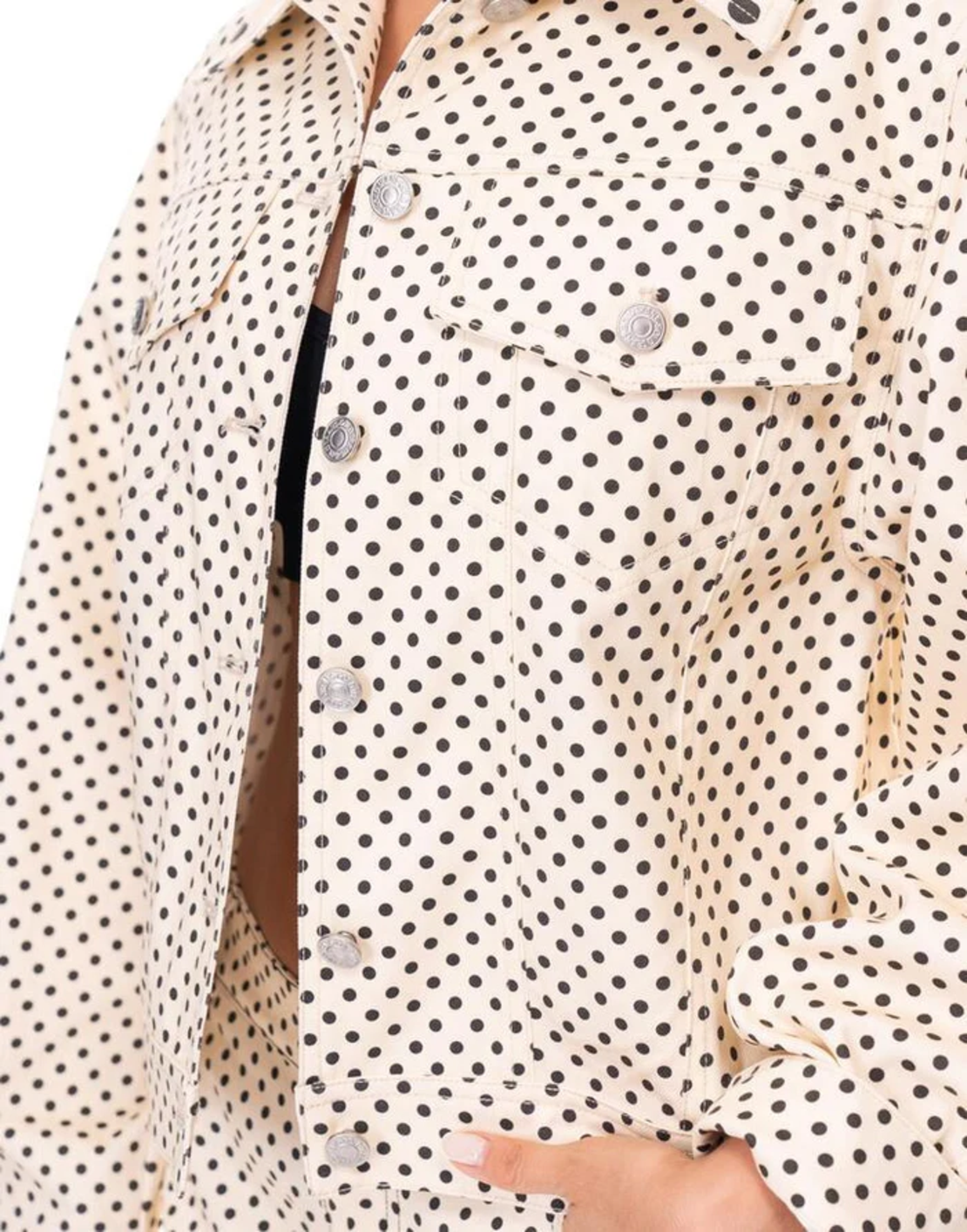 ג׳קט ג׳ינס מנוקד