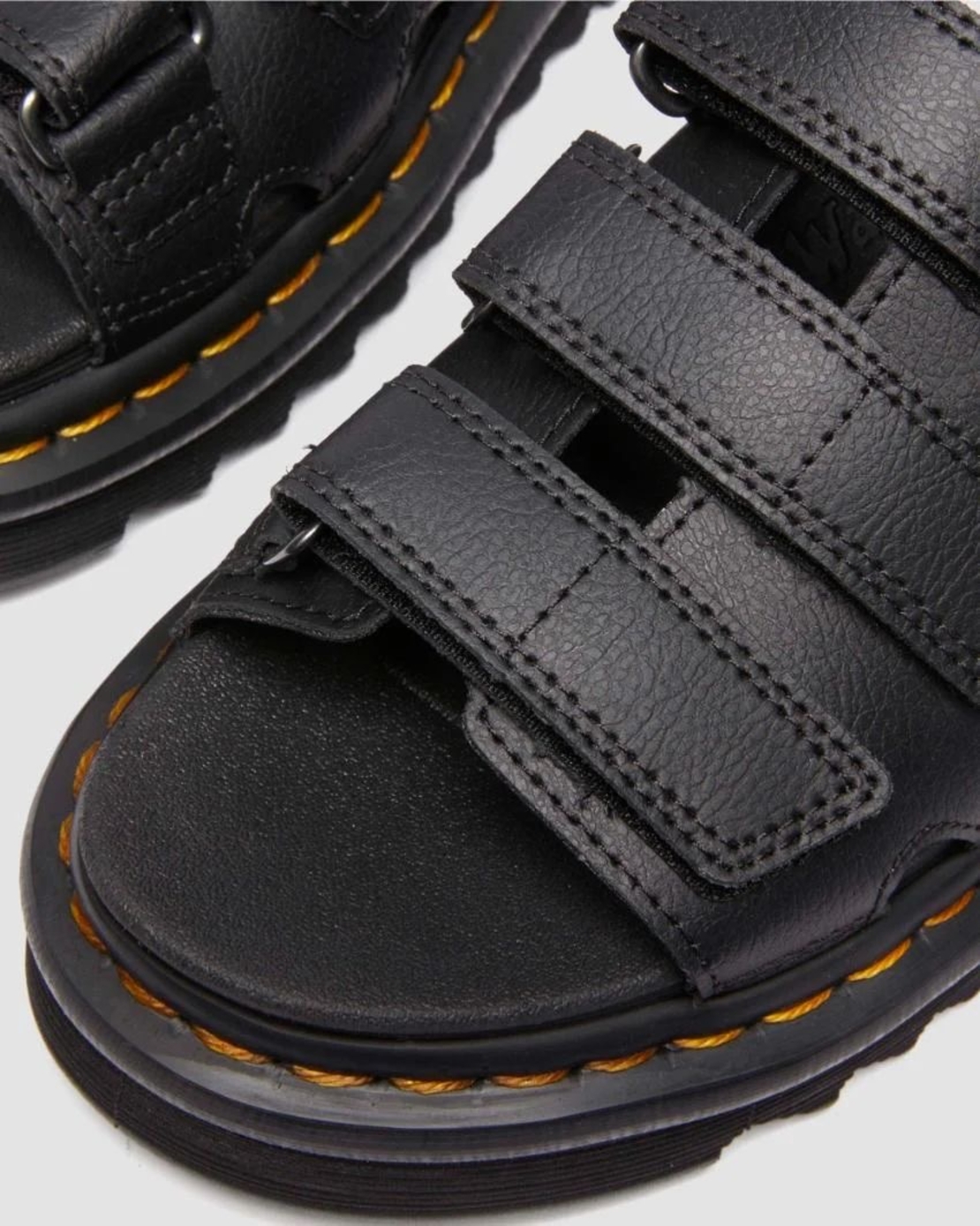 RAINE SLIDE- black