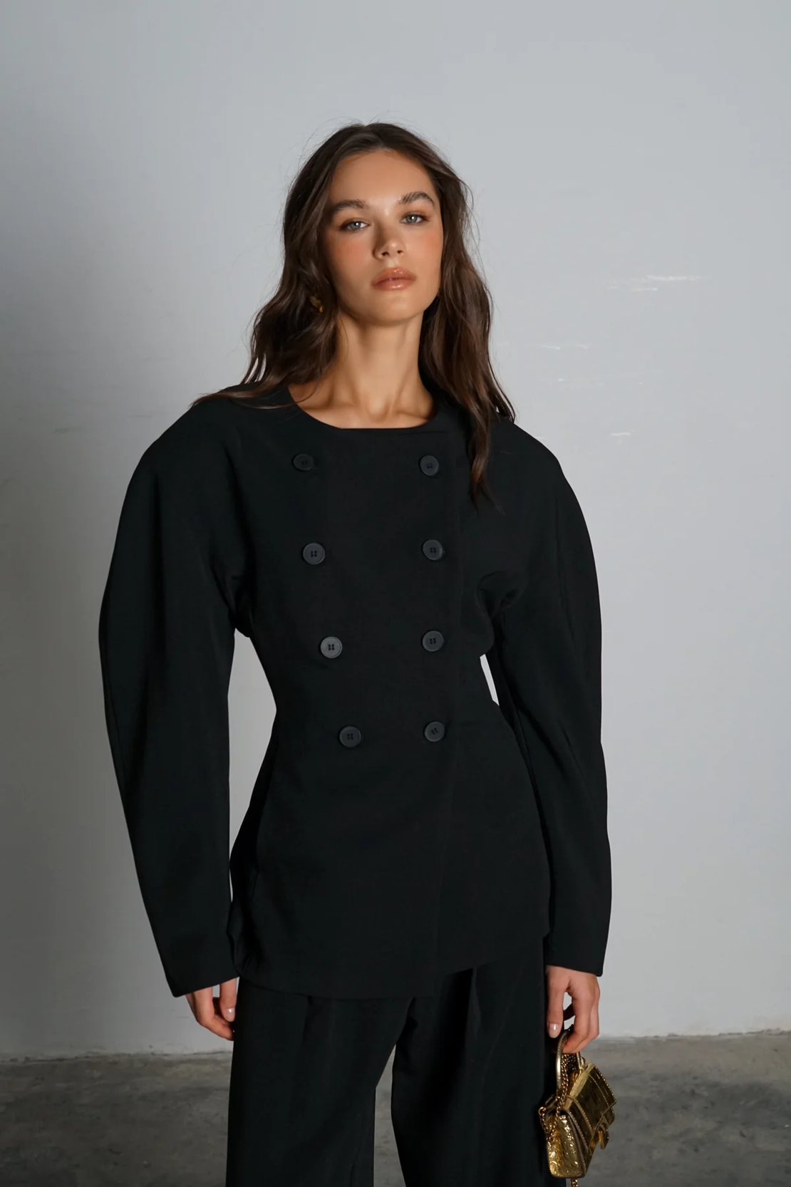 חליפת אופיליה- שחור