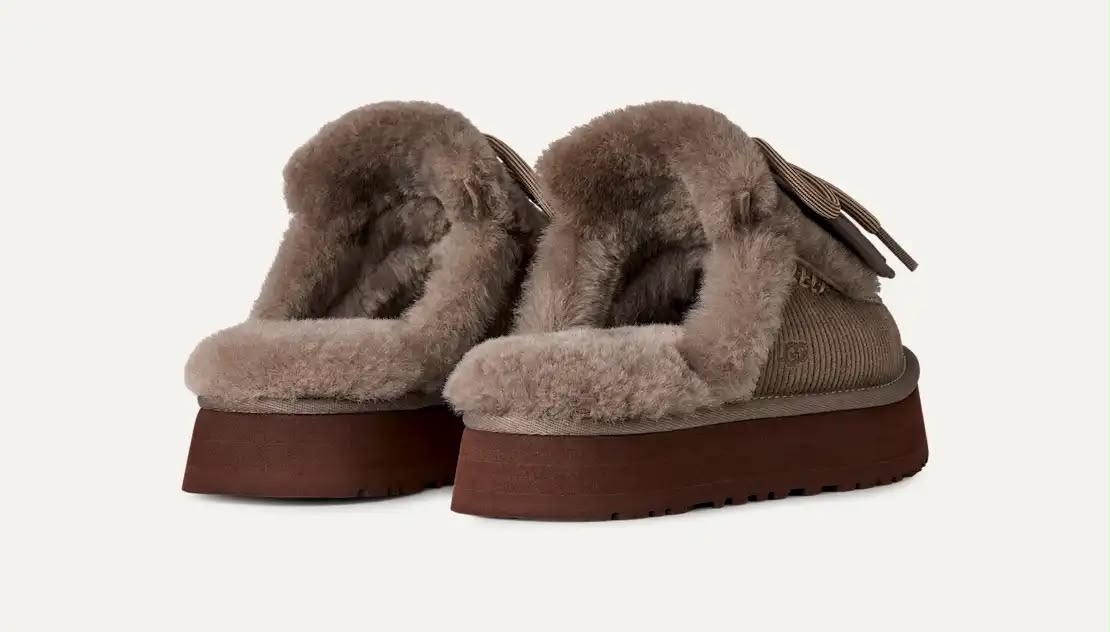 Disquette heritage -אפור חאקי - UGG