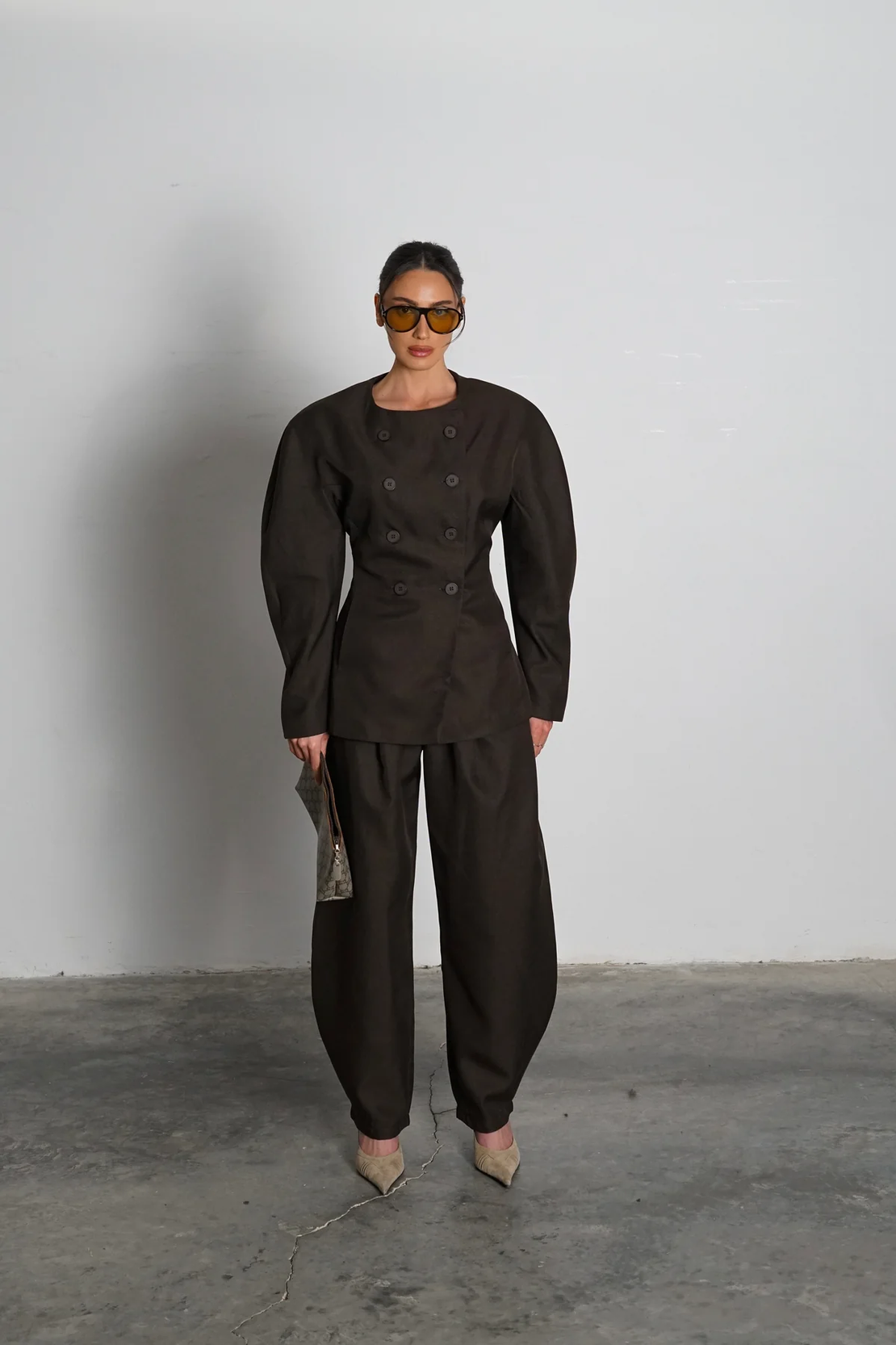 חליפת אופיליה- חום