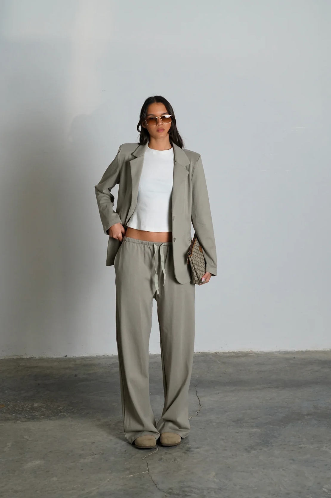 חליפת קנדל - אפור ירוק