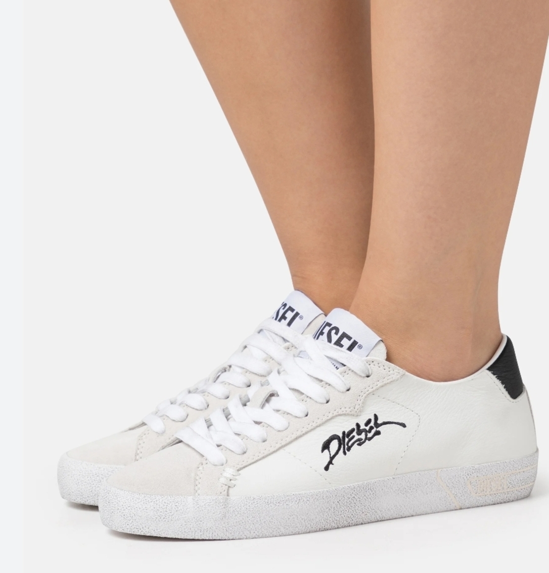 DIESEL Y03235